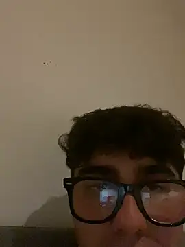 Snapshot of alessio2026xx chatting on July 10, 2026, 12:54 am alessio2026xx online show from July 10, 2026, 12:54 am