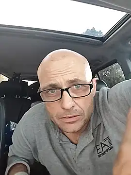 Szonek123 online show from July 15, 2026, 2:51 am