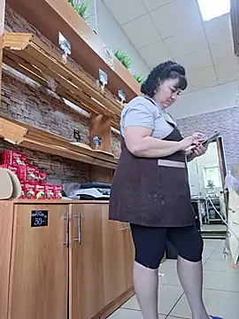 LedyEva online show from July 8, 2026, 10:38 am