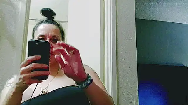 imisamoore69 online show from January 17, 2026, 7:12 am