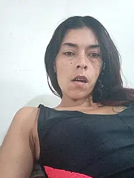 Snapshot of Lara_phone chatting on July 2, 2026, 10:16 pm Lara phone online show from July 2, 2026, 10:16 pm