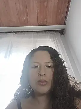 Snapshot of arinafox__ chatting on July 9, 2026, 8:41 pm arinafox online show from July 9, 2026, 8:41 pm