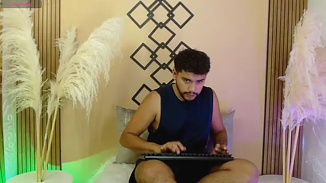 Snapshot of daniel__martines chatting on July 3, 2026, 6:03 pm daniel martines online show from July 3, 2026, 6:03 pm
