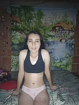 Snapshot of Paola_Diamond chatting on July 22, 2026, 12:34 am Paola Diamond online show from July 22, 2026, 12:34 am
