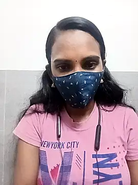 Snapshot of Tamil_Soloqueen_001 chatting on July 10, 2026, 7:14 pm Tamil Soloqueen 001 online show from July 10, 2026, 7:14 pm