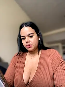 AliceStarshine online show from October 2, 2025, 2:42 pm