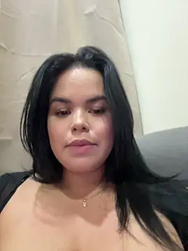 AliceStarshine online show from July 18, 2026, 3:26 am