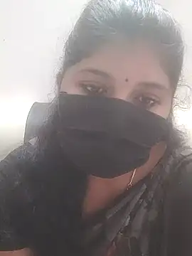 Snapshot of Roja_sexy chatting on July 30, 2026, 8:24 am Roja sexy online show from July 30, 2026, 8:24 am