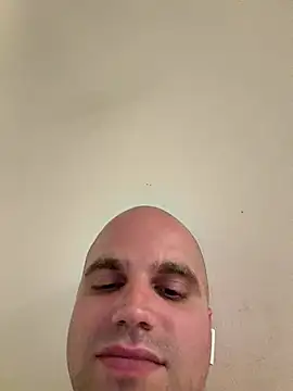 Showrunnerwright1on1 online show from July 4, 2026, 7:26 am