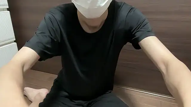 kei room online show from July 9, 2026, 2:05 pm
