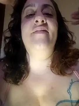 Mannibee online show from July 5, 2026, 10:49 pm