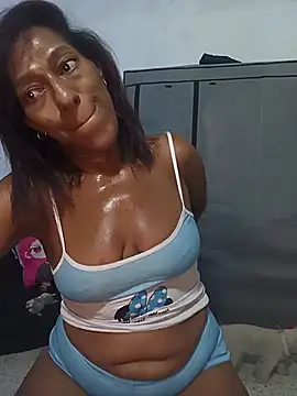 Snapshot of Zaphira_Big_Clit chatting on July 9, 2026, 4:13 am Zaphira Big Clit online show from July 9, 2026, 4:13 am