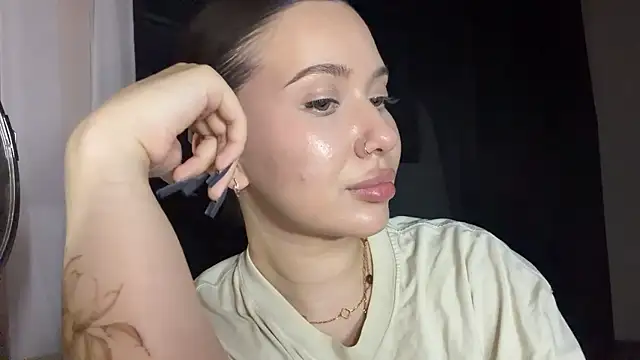 ShinyBunny online show from July 13, 2026, 5:12 pm