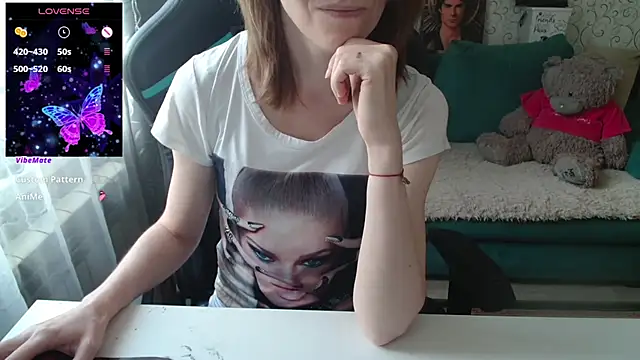   Alisa   online show from July 6, 2026, 2:13 pm