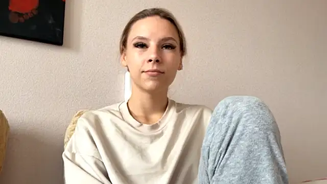 Snapshot of StaciSteffen chatting on July 10, 2026, 10:15 am StaciSteffen online show from July 10, 2026, 10:15 am