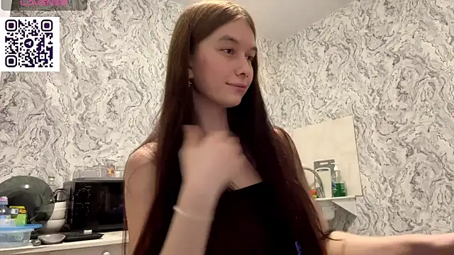 Snapshot of Hina_Desire chatting on July 8, 2026, 7:47 pm Hina Desire online show from July 8, 2026, 7:47 pm