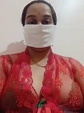 rituqueenlover online show from August 4, 2026, 4:44 pm