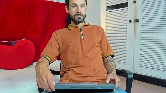 Alexx val online show from July 10, 2026, 7:58 pm