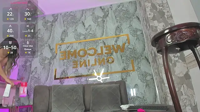 Snapshot of misssophia_x chatting on July 18, 2026, 10:18 pm misssophia x online show from July 18, 2026, 10:18 pm