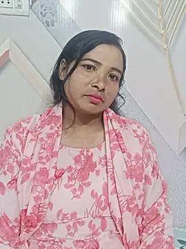 Snapshot of queen_1211 chatting on July 9, 2026, 1:54 pm queen 1211 online show from July 9, 2026, 1:54 pm