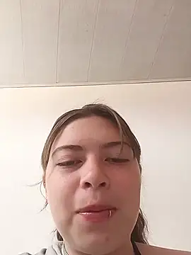 LoveShae- online show from July 10, 2026, 5:13 pm