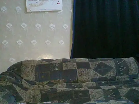 Slimmhottie254 online show from July 15, 2026, 4:25 pm