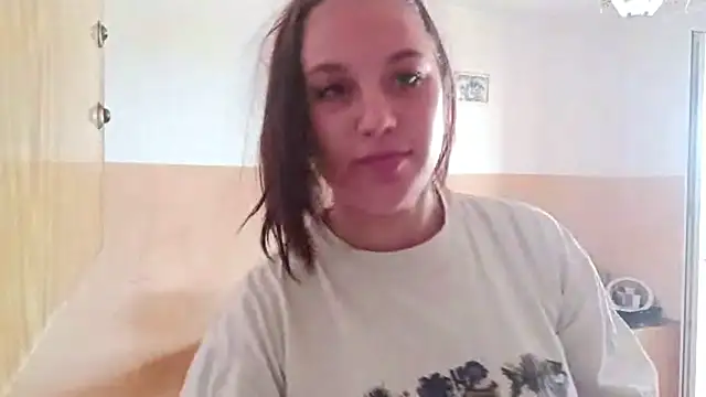 JosphinePriolo online show from July 14, 2026, 9:58 am