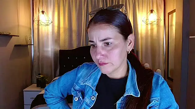 Snapshot of kathekitten chatting on July 15, 2026, 8:05 pm kathekitten online show from July 15, 2026, 8:05 pm