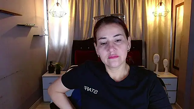 Snapshot of kathekitten chatting on July 18, 2026, 7:55 pm kathekitten online show from July 18, 2026, 7:55 pm