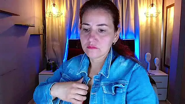 Snapshot of kathekitten chatting on July 20, 2026, 7:38 pm kathekitten online show from July 20, 2026, 7:38 pm