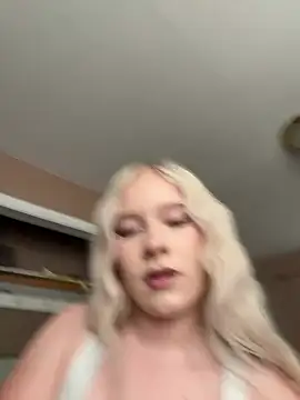Chloebabyluv online show from July 15, 2026, 1:12 am
