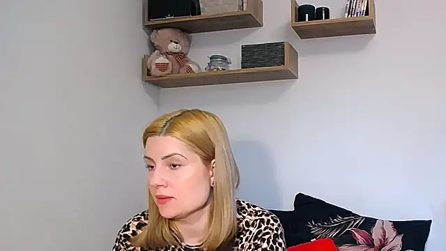 Snapshot of alisenties chatting on March 11, 2026, 2:55 pm alisenties online show from March 11, 2026, 2:55 pm