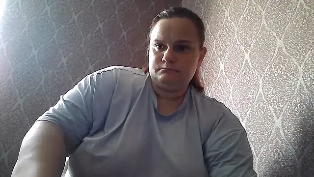Adela Cheri online show from July 14, 2026, 5:34 am