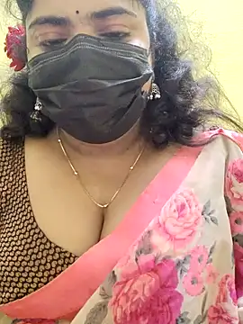 Floraa-Queen online show from July 13, 2026, 2:05 pm
