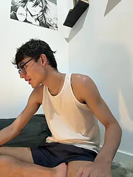 dreambooy online show from July 15, 2026, 3:24 am