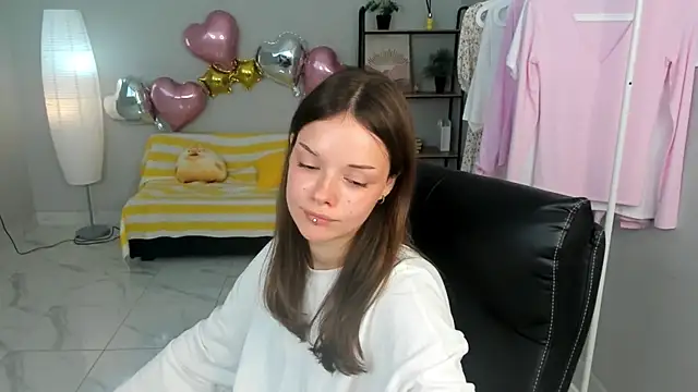 DeniseWilson online show from July 22, 2026, 11:12 am