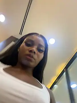 prettyannabella   online show from July 22, 2026, 9:11 am