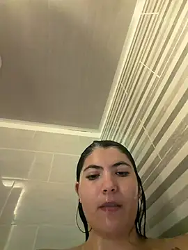 Snapshot of cloe_bella chatting on July 20, 2026, 10:12 pm cloe bella online show from July 20, 2026, 10:12 pm