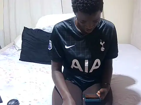 sweet slender online show from July 20, 2026, 5:37 pm