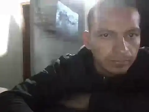 Snapshot of cristhiangodoy chatting on July 15, 2026, 1:45 am cristhiangodoy online show from July 15, 2026, 1:45 am