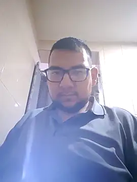 BearHugh94 online show from July 23, 2026, 2:09 am