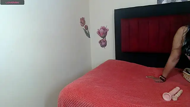 Snapshot of MARYXS01 chatting on July 30, 2026, 7:35 pm MARYXS01 online show from July 30, 2026, 7:35 pm
