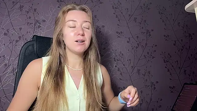 ChereeTyms online show from July 19, 2026, 7:17 am