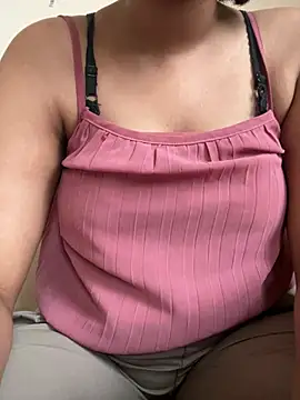 Audrey Beetoni  online show from July 21, 2026, 12:28 pm