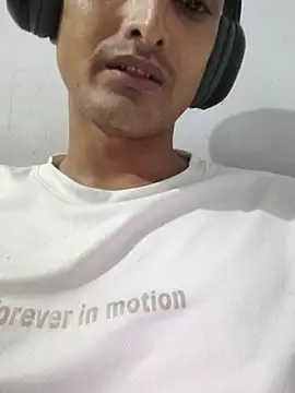 NAVINUKhot boy online show from July 17, 2026, 1:52 pm