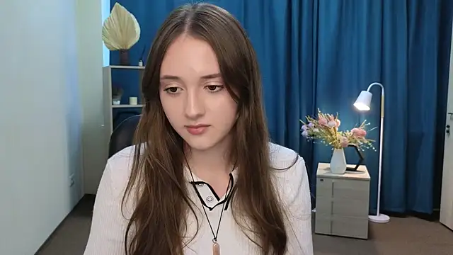 Snapshot of CatherineHalbert chatting on July 20, 2026, 4:31 am CatherineHalbert online show from July 20, 2026, 4:31 am