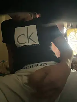 lokochon  online show from July 20, 2026, 7:38 pm