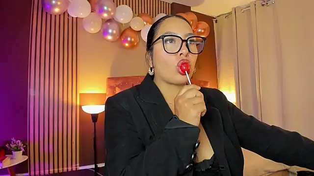 YourAmaradoll online show from July 21, 2026, 8:21 pm