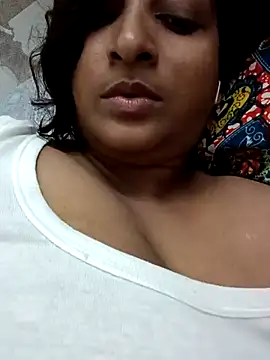 Snapshot of Priya44sexa chatting on July 20, 2026, 5:48 pm Priya44sexa online show from July 20, 2026, 5:48 pm