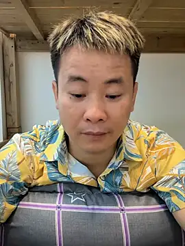 Mackie-1 online show from July 22, 2026, 8:16 am